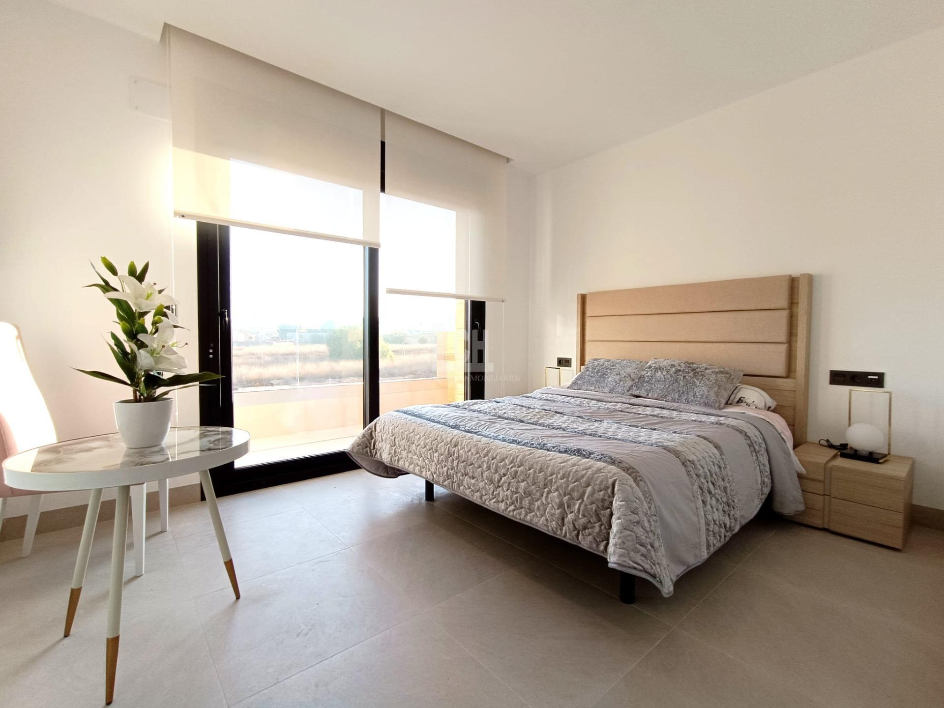 For sale of villa in Benijófar