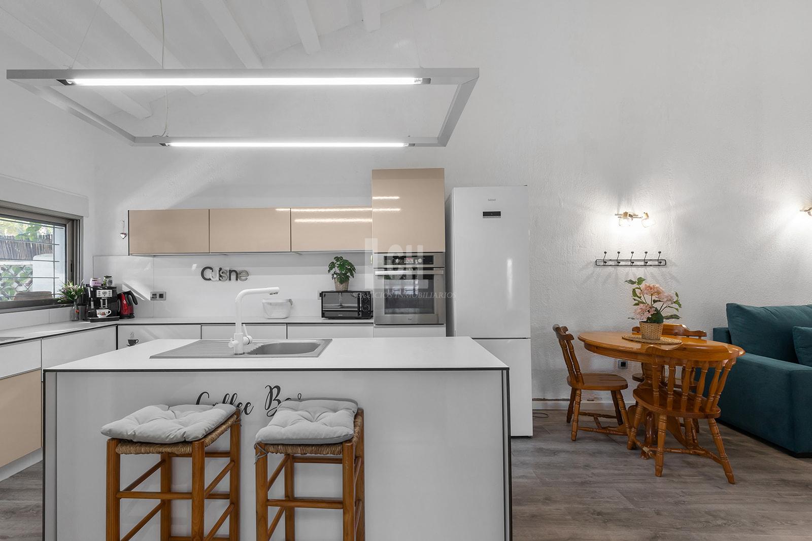 Zu verkaufen von villa in
 Orihuela