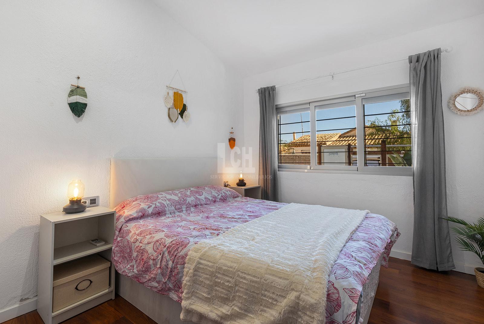 Zu verkaufen von villa in
 Orihuela