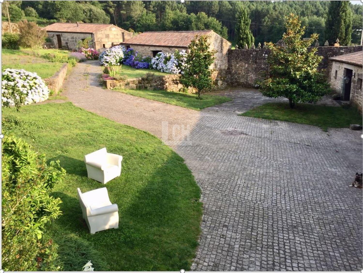 Venta de masía en Ourense