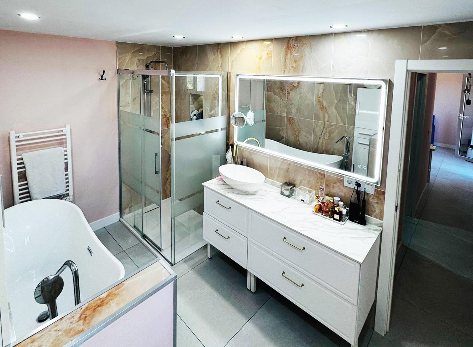 Baño suite
