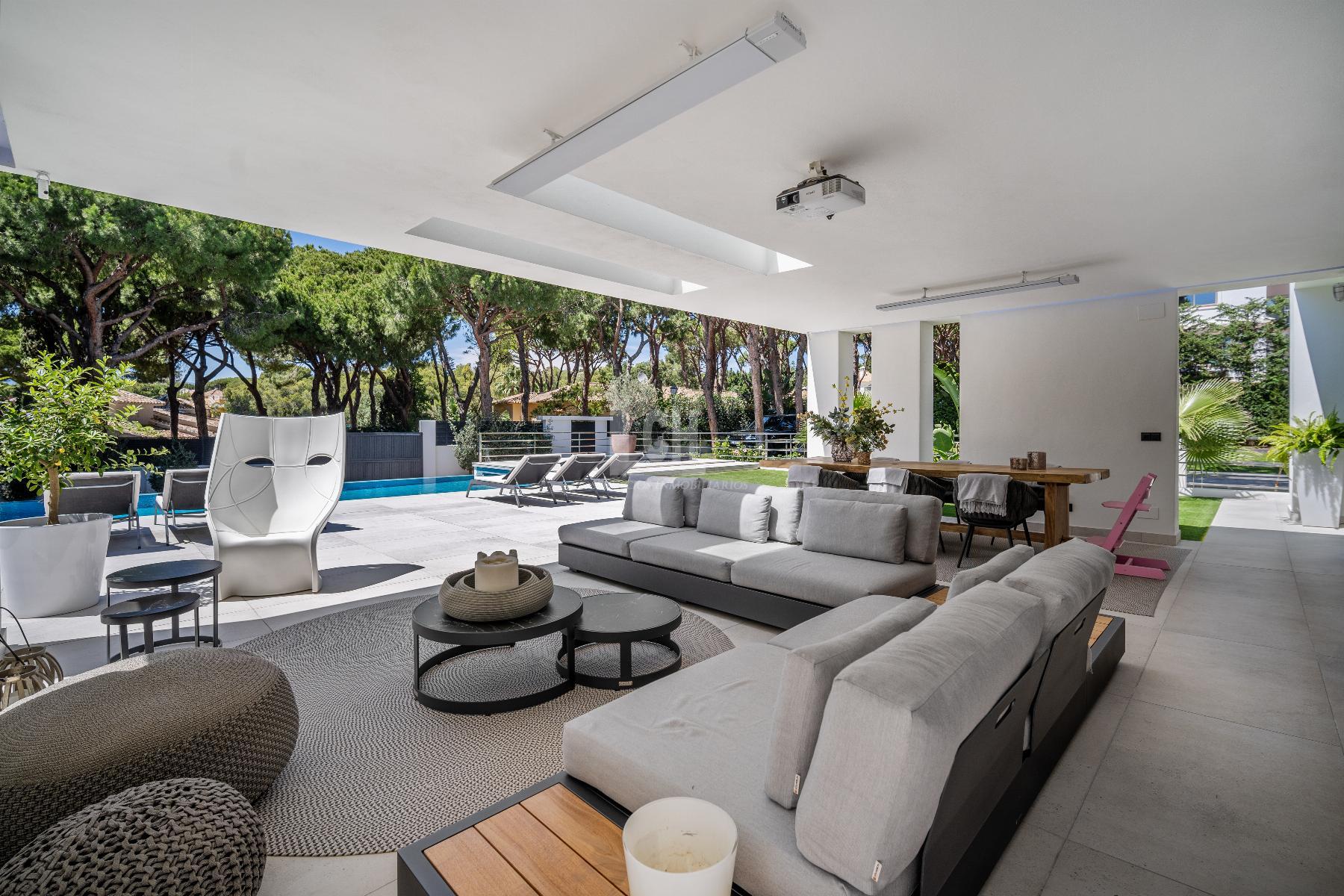 Venta de villa en Alameda