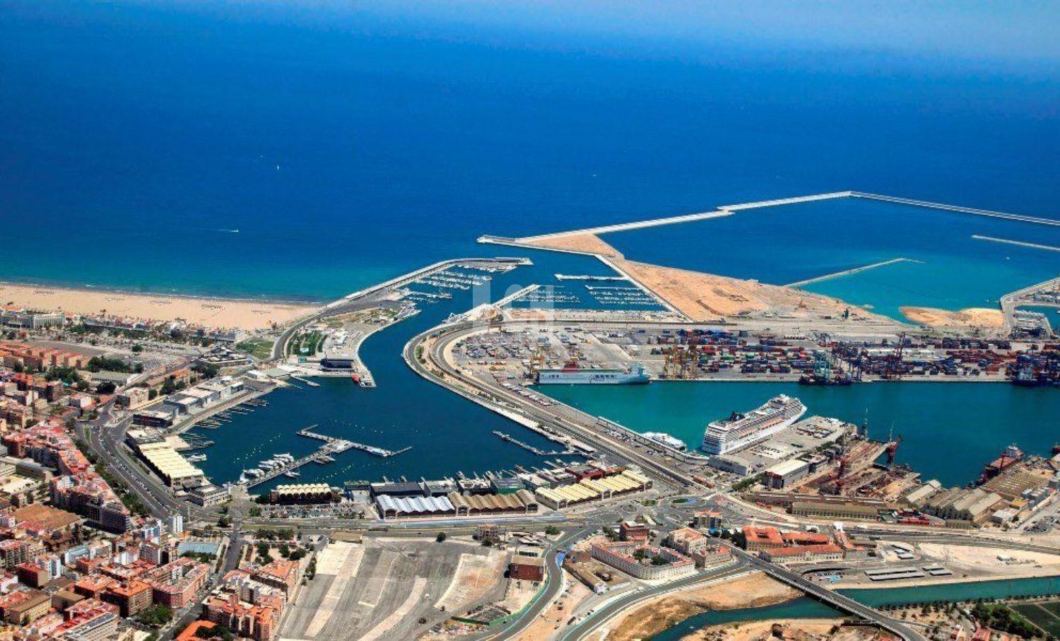 Venta de local comercial en Valencia