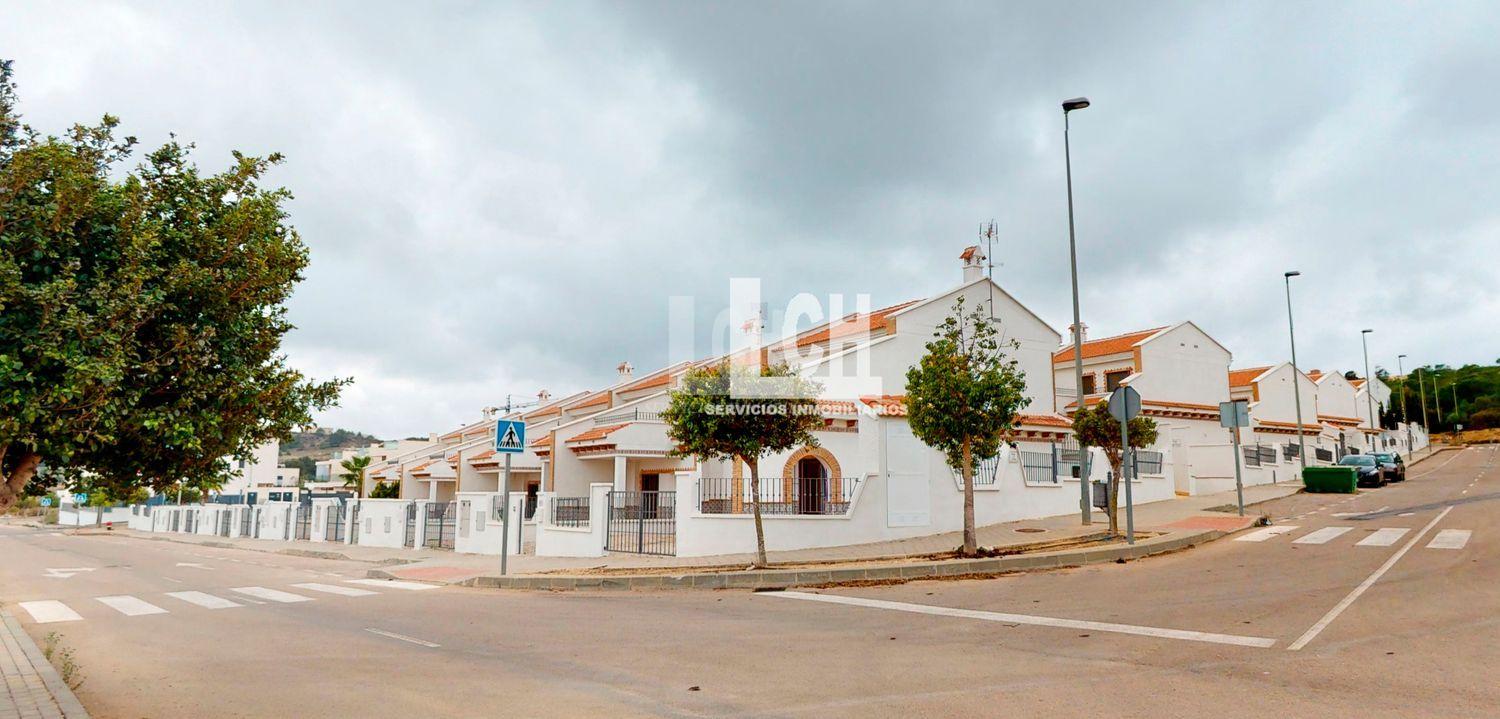 For sale of house in San miguel de salinas