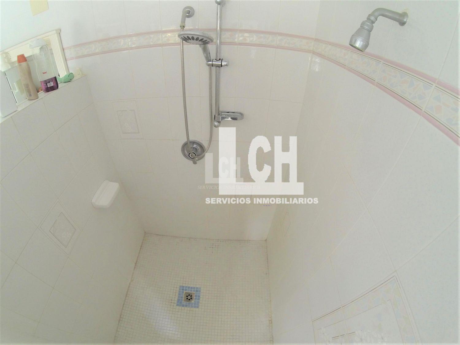 For sale of chalet in Denia