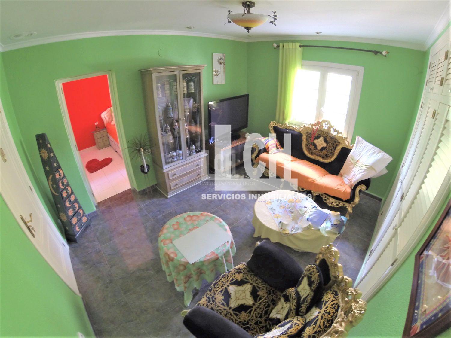 For sale of chalet in Denia