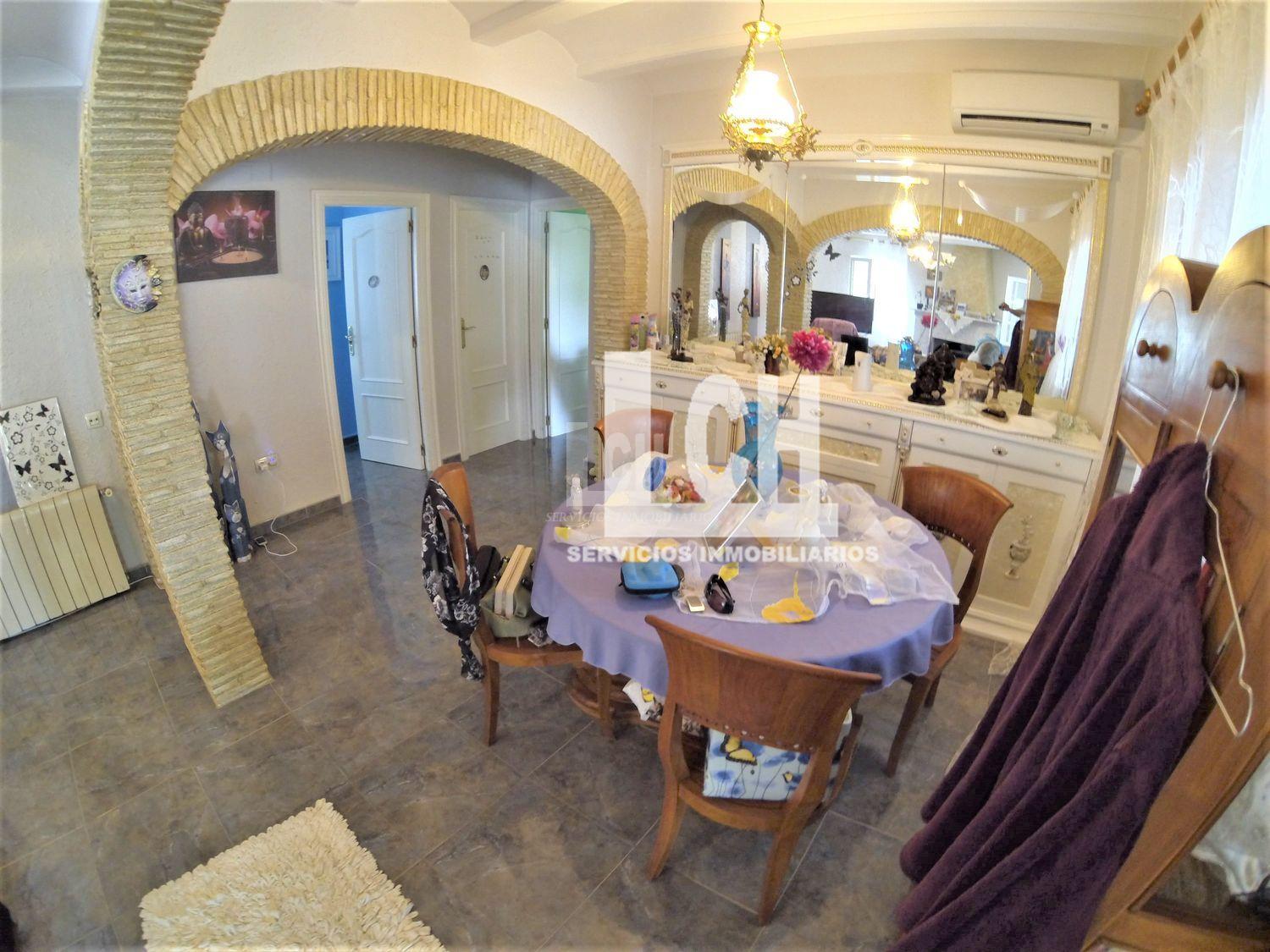 For sale of chalet in Denia