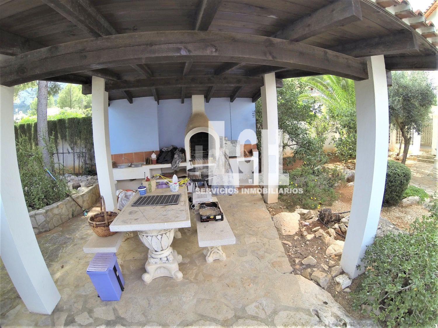 For sale of chalet in Denia