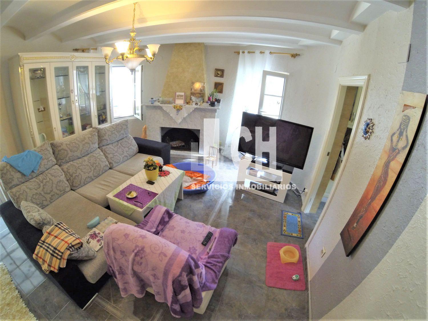 For sale of chalet in Denia