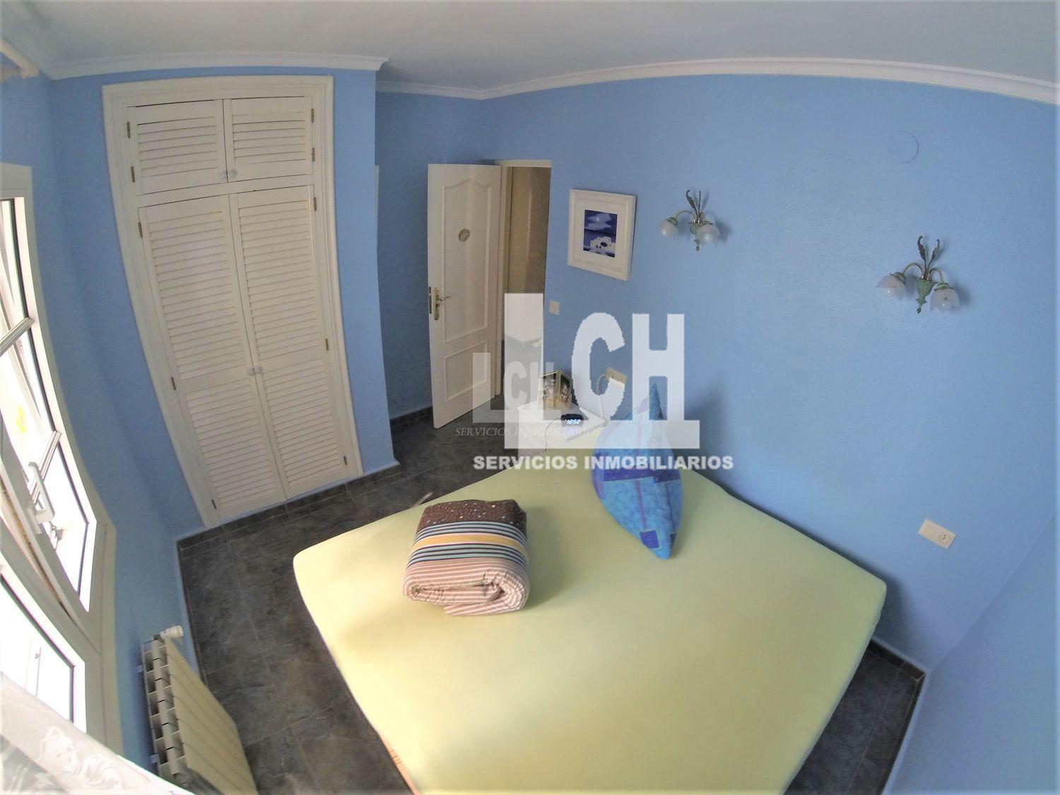 For sale of chalet in Denia