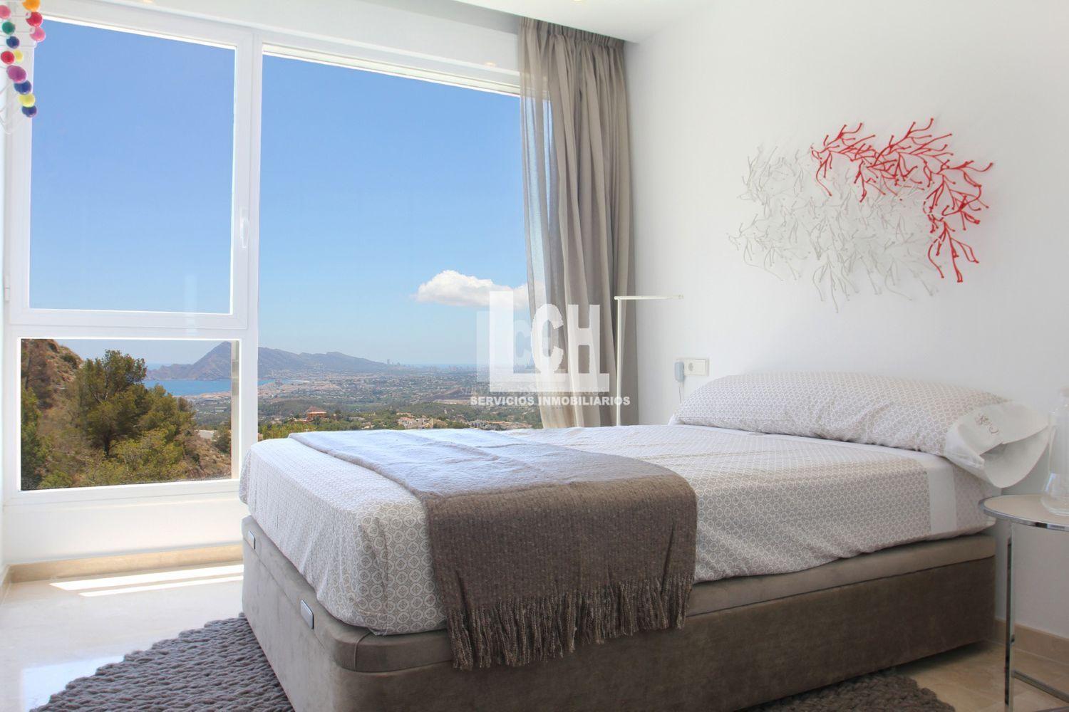 For sale of chalet in Altea