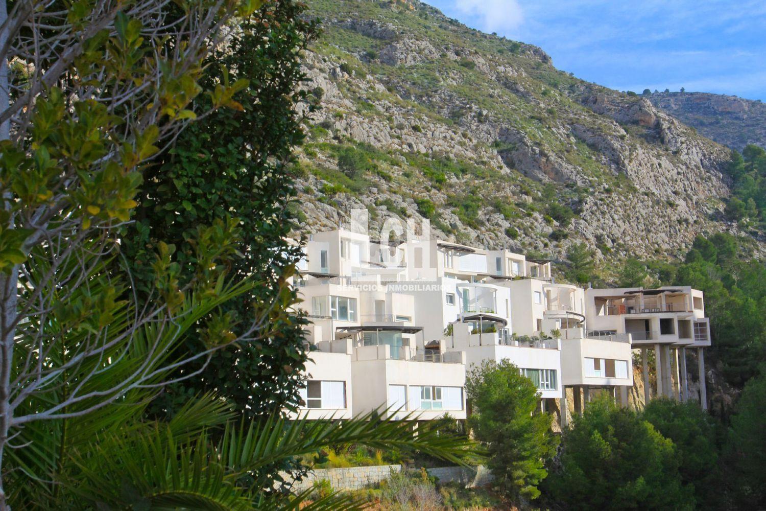 For sale of chalet in Altea