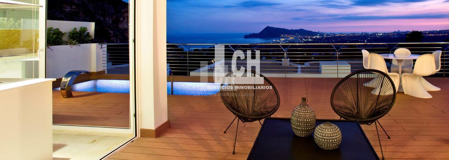 For sale of chalet in Altea