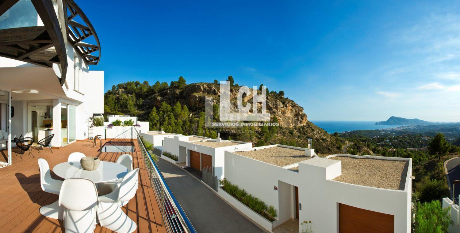 For sale of chalet in Altea