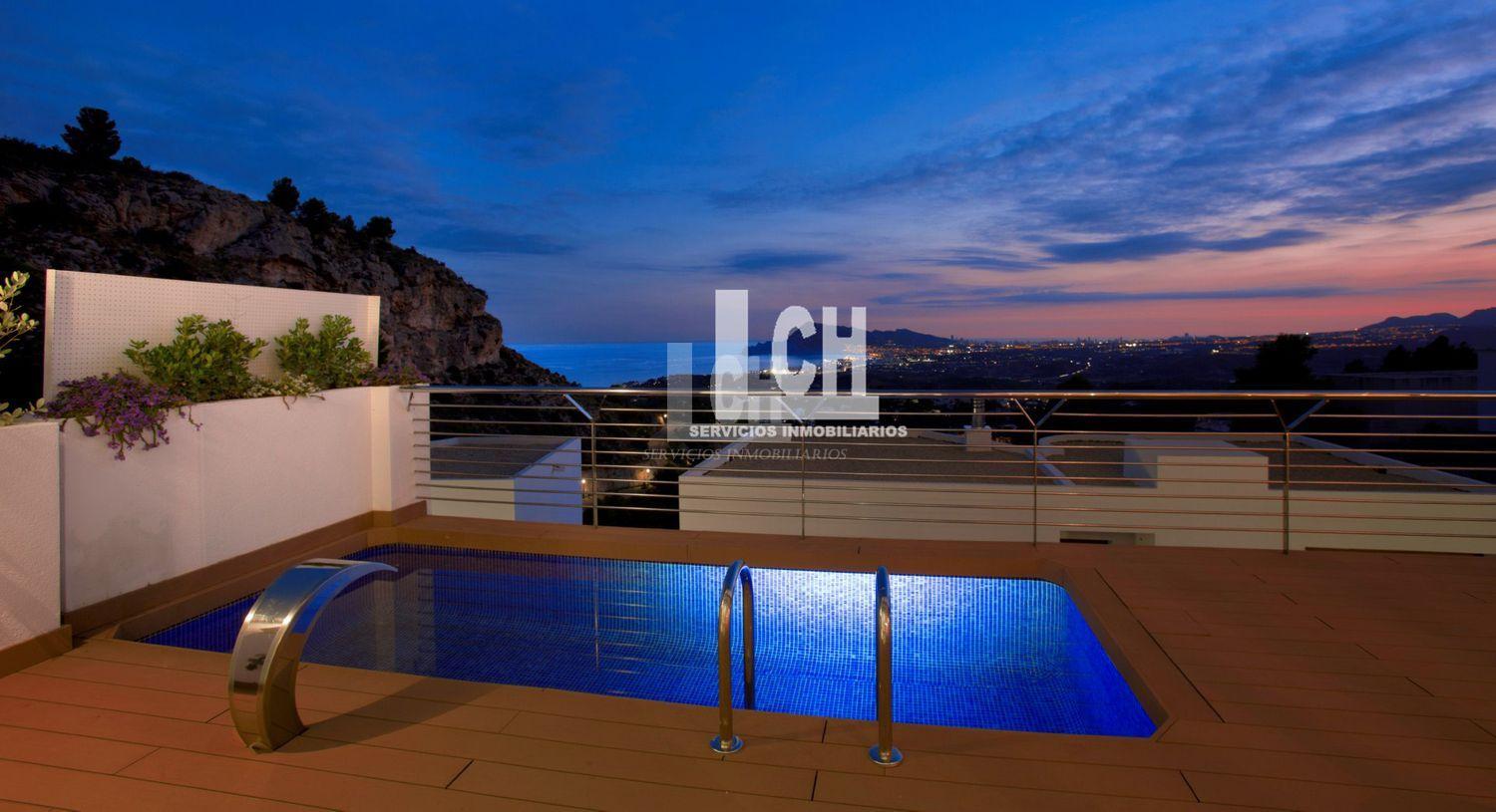 For sale of chalet in Altea