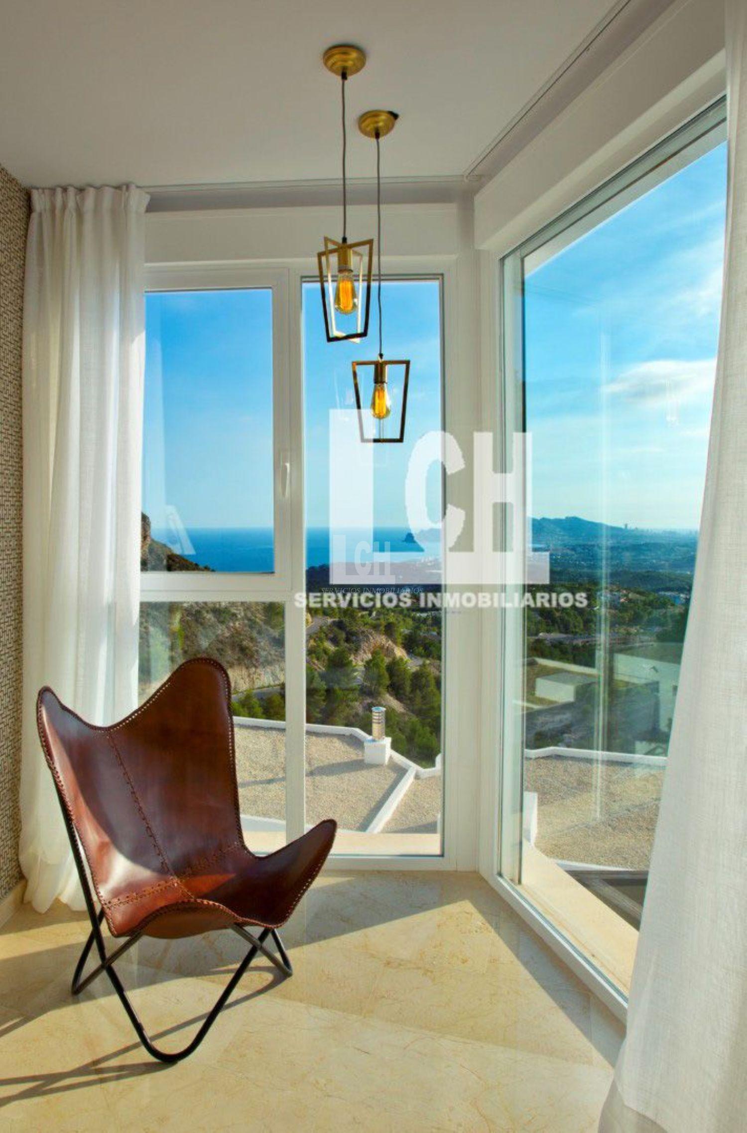 For sale of chalet in Altea