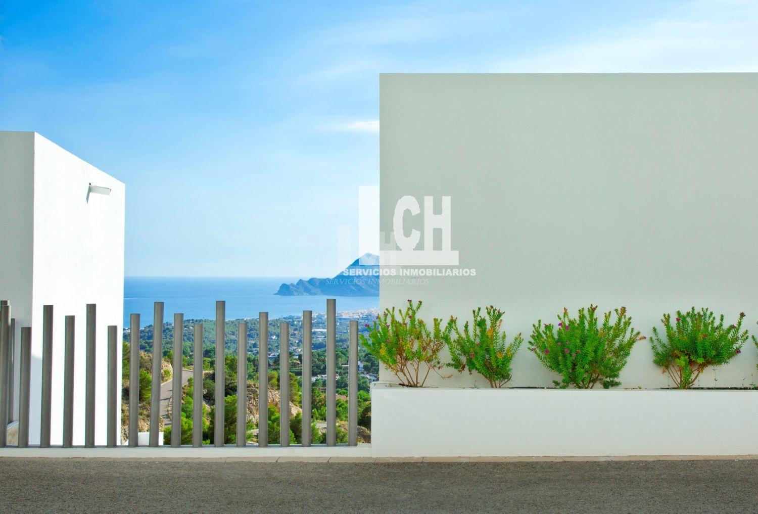 For sale of chalet in Altea