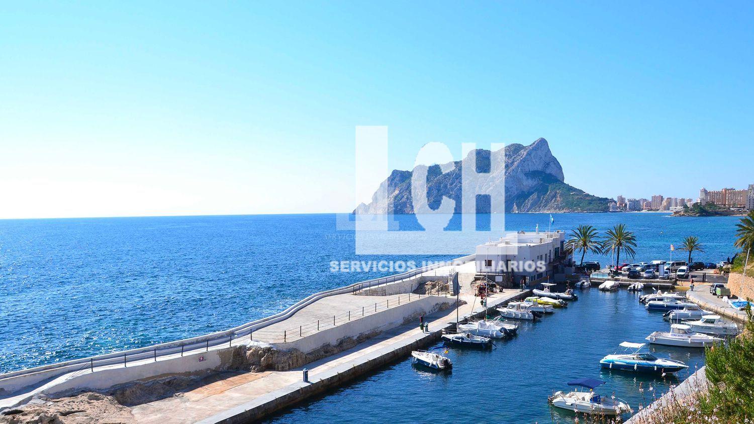 For sale of chalet in Altea