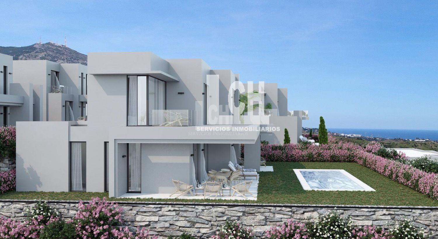 For sale of chalet in Mijas