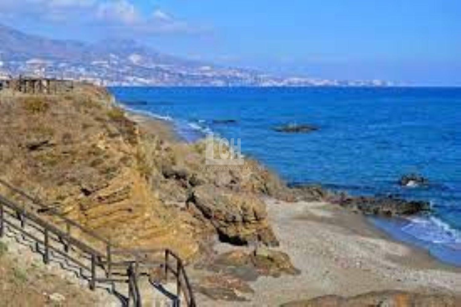 For sale of chalet in Mijas