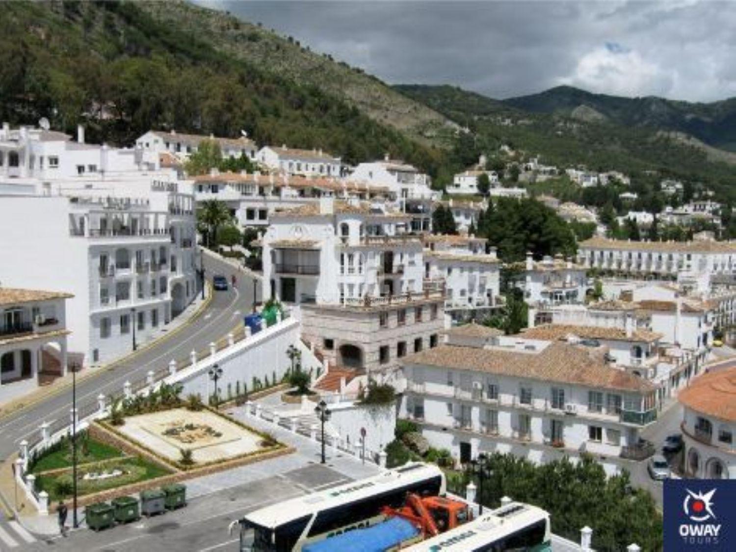 For sale of chalet in Mijas