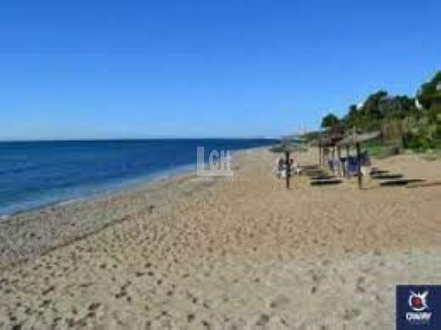 For sale of chalet in Mijas