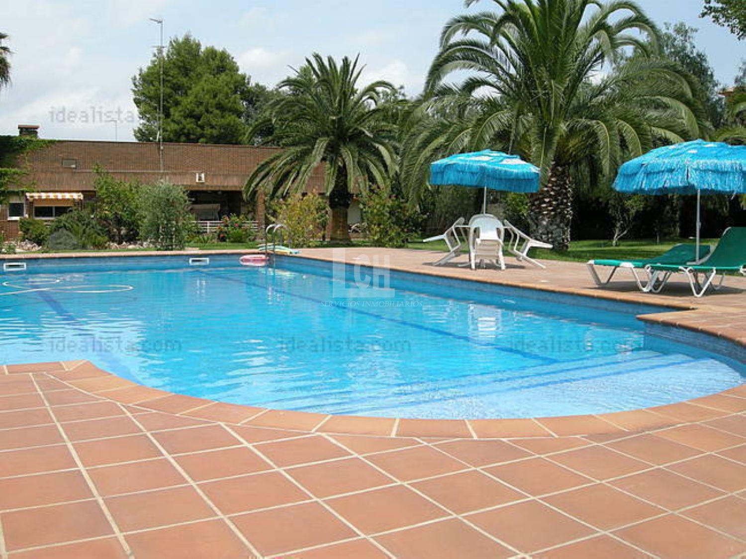 Venta de chalet en Leliana
