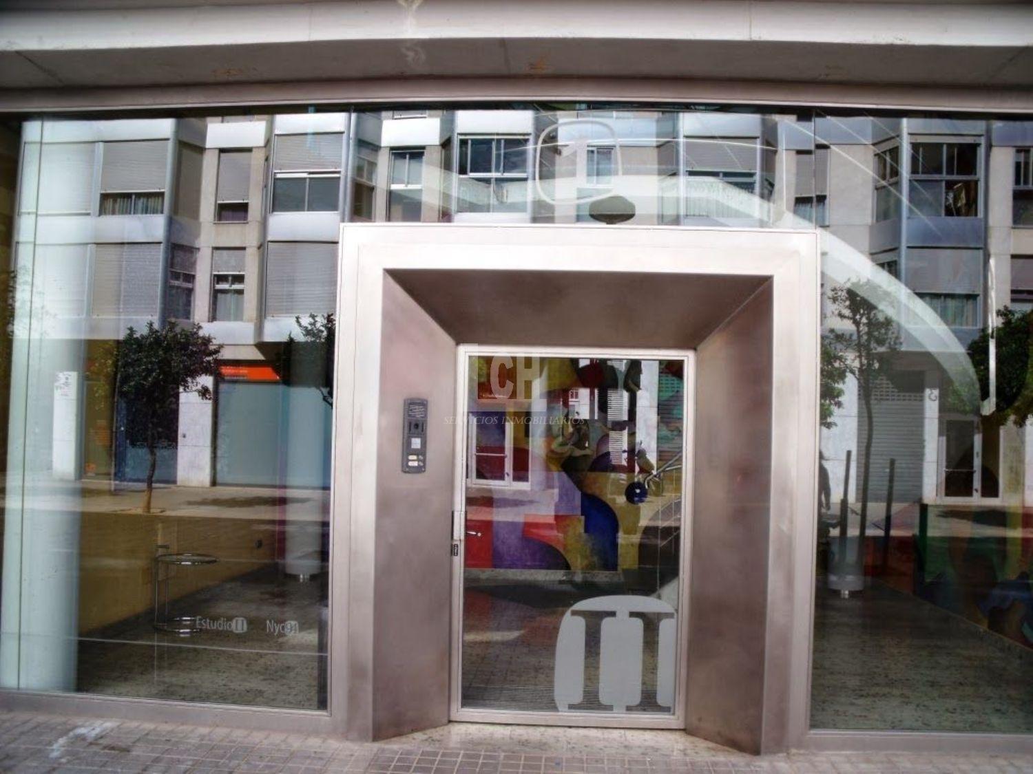 Venta de local comercial en Ademuz
