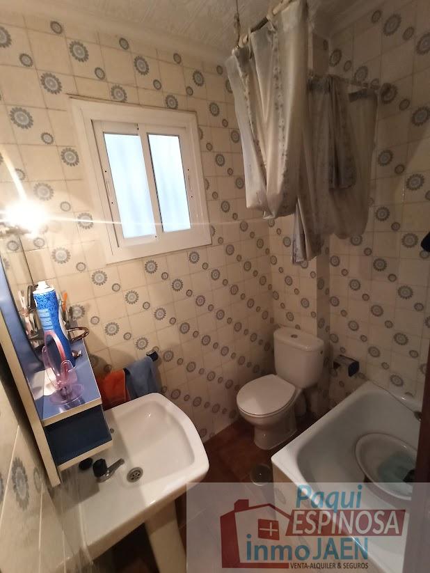 For sale of flat in Torredonjimeno