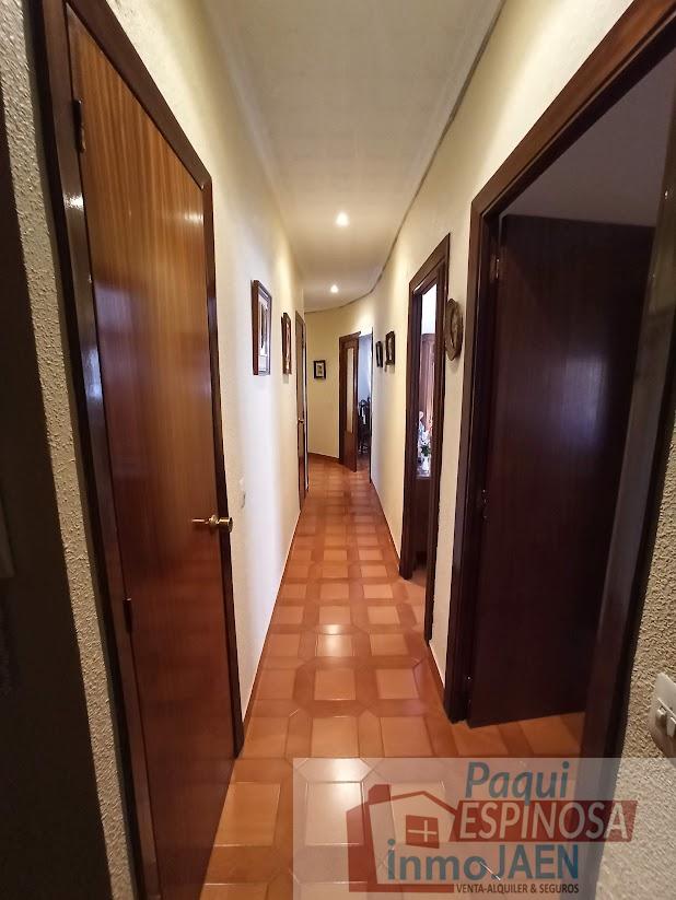 For sale of flat in Torredonjimeno