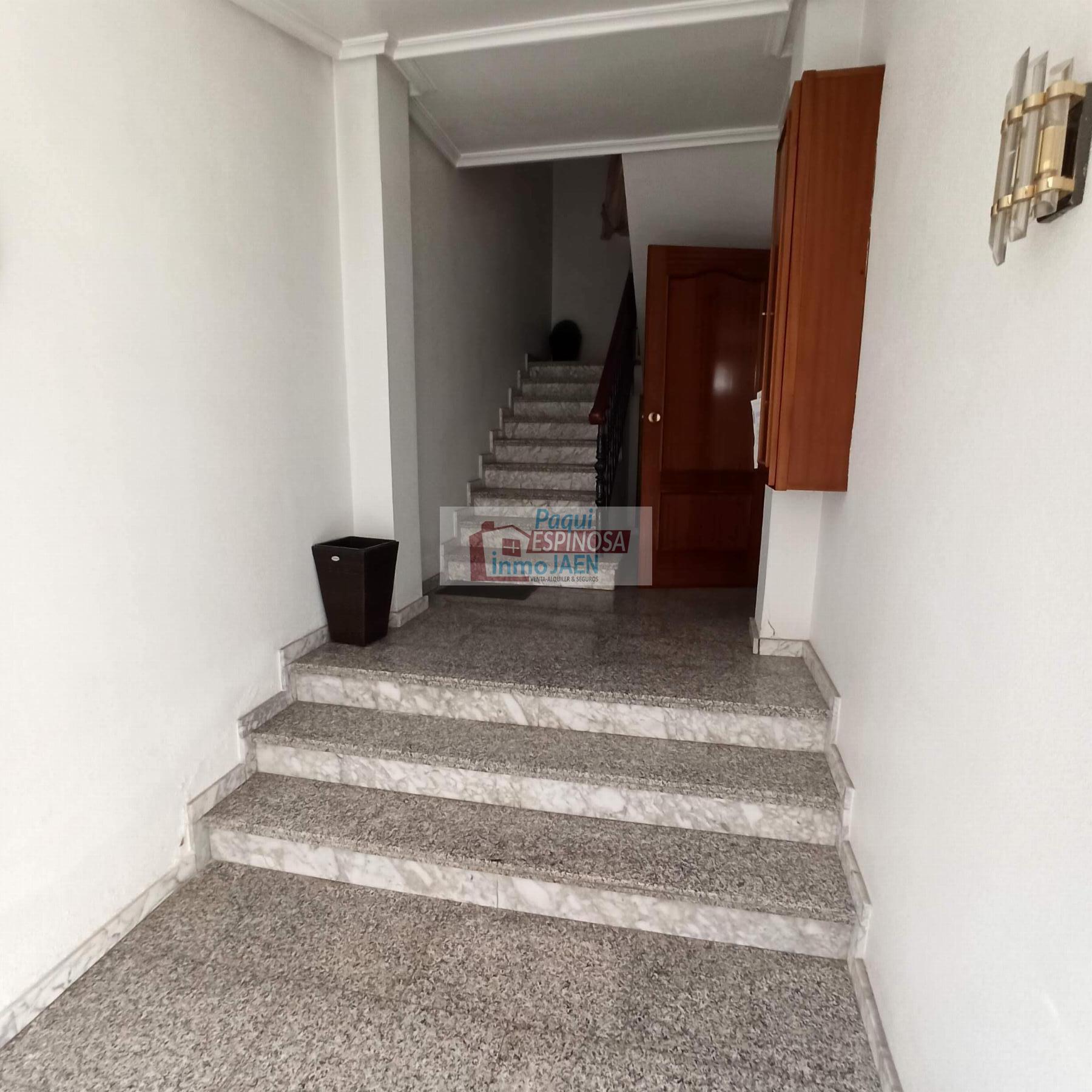 For sale of flat in Torredonjimeno