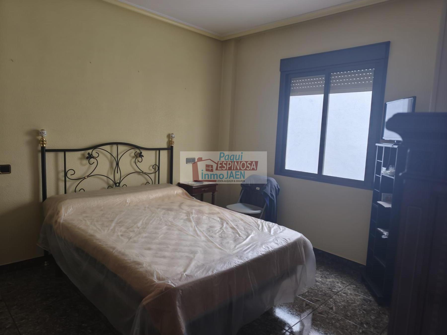 For sale of flat in Torredonjimeno