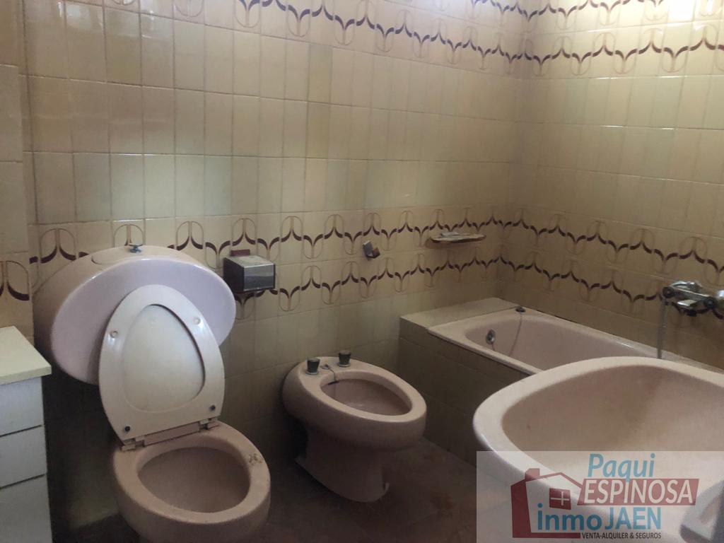 Venta de piso en Torredonjimeno