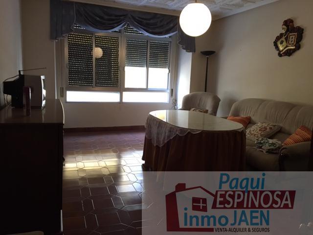For sale of duplex in Torredonjimeno