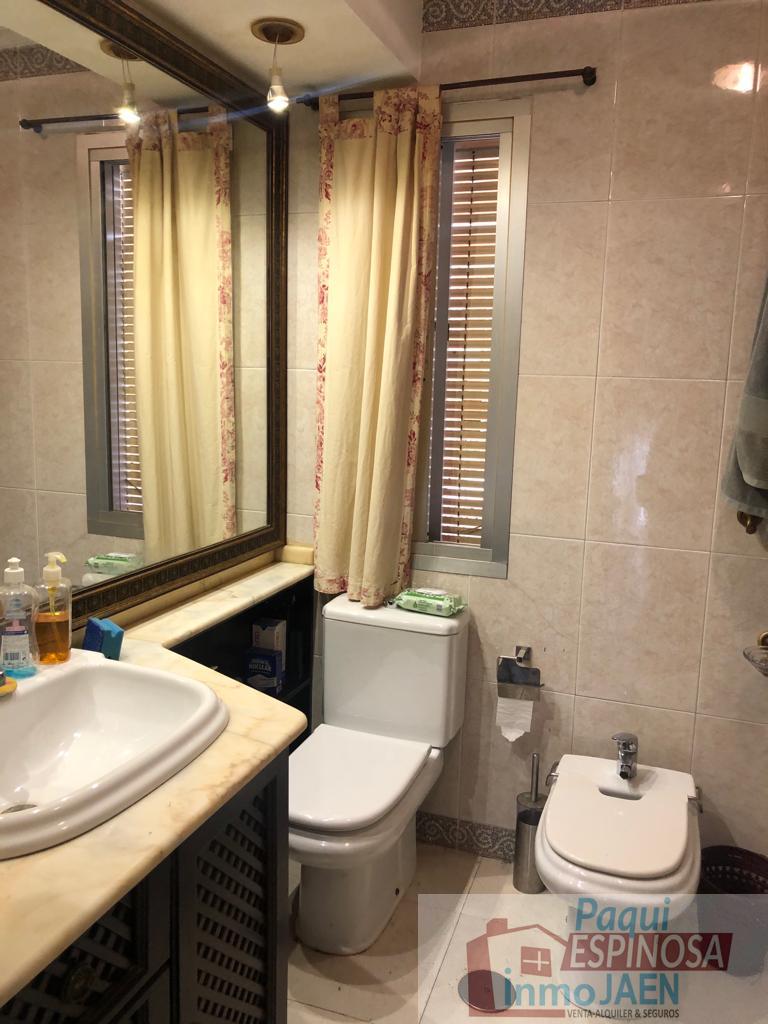 For sale of flat in Torredonjimeno
