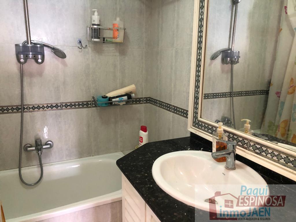 For sale of flat in Torredonjimeno