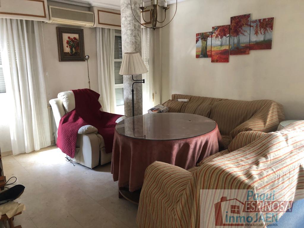 For sale of flat in Torredonjimeno