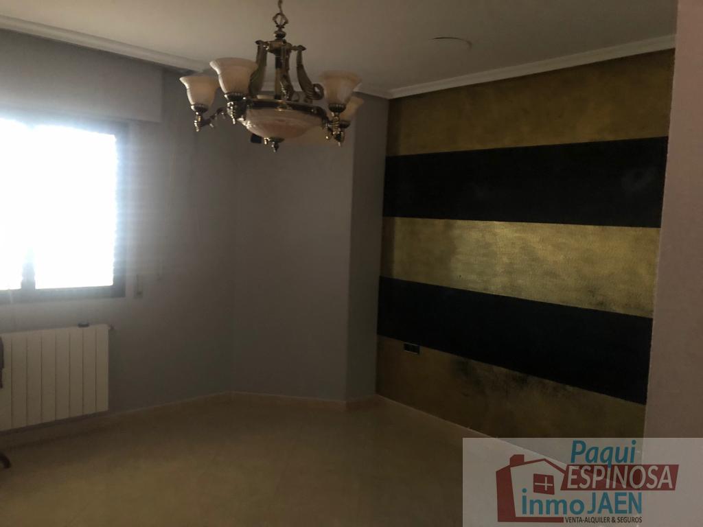 For sale of flat in Torredonjimeno