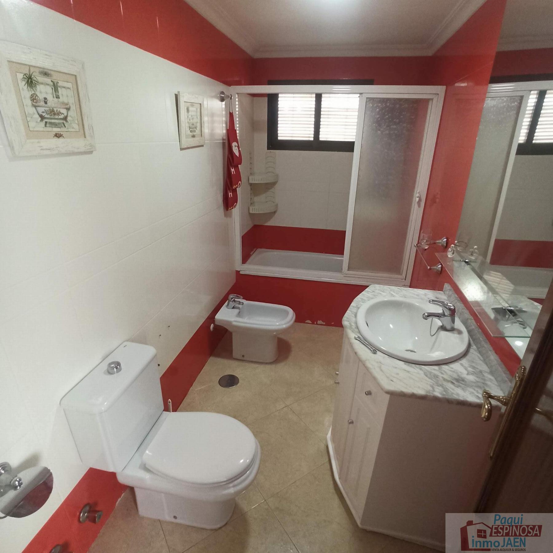 For sale of flat in Torredonjimeno
