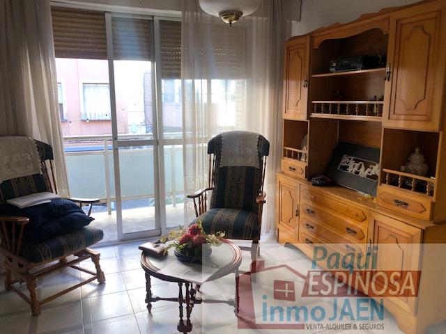 For sale of flat in Torredonjimeno
