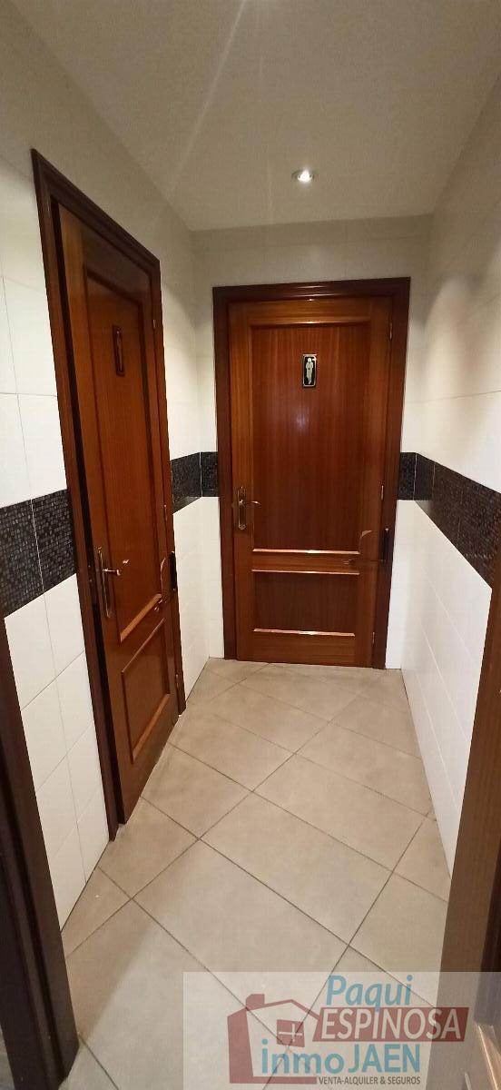 For sale of commercial in Torredonjimeno