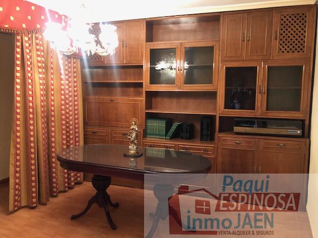 For sale of flat in Torredonjimeno