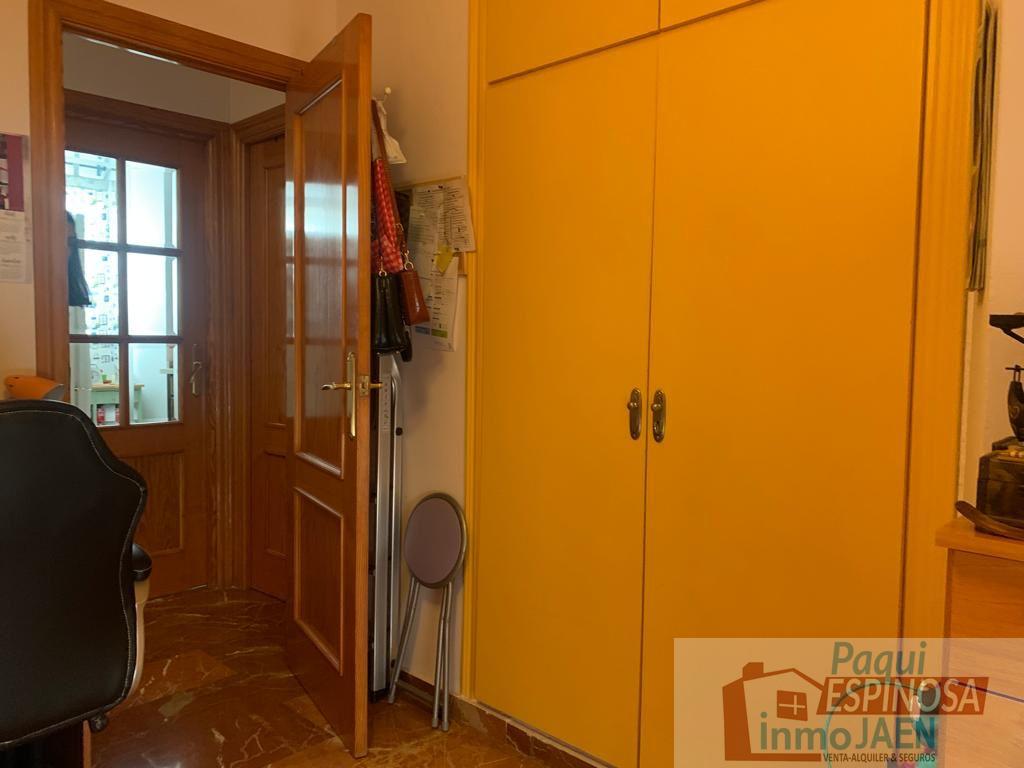 For sale of flat in Torredonjimeno