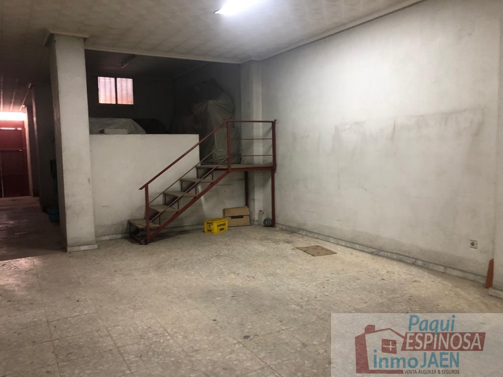 For rent of commercial in Torredonjimeno