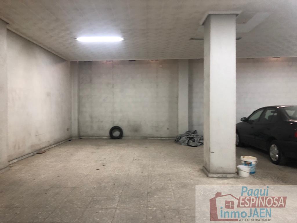 For rent of commercial in Torredonjimeno