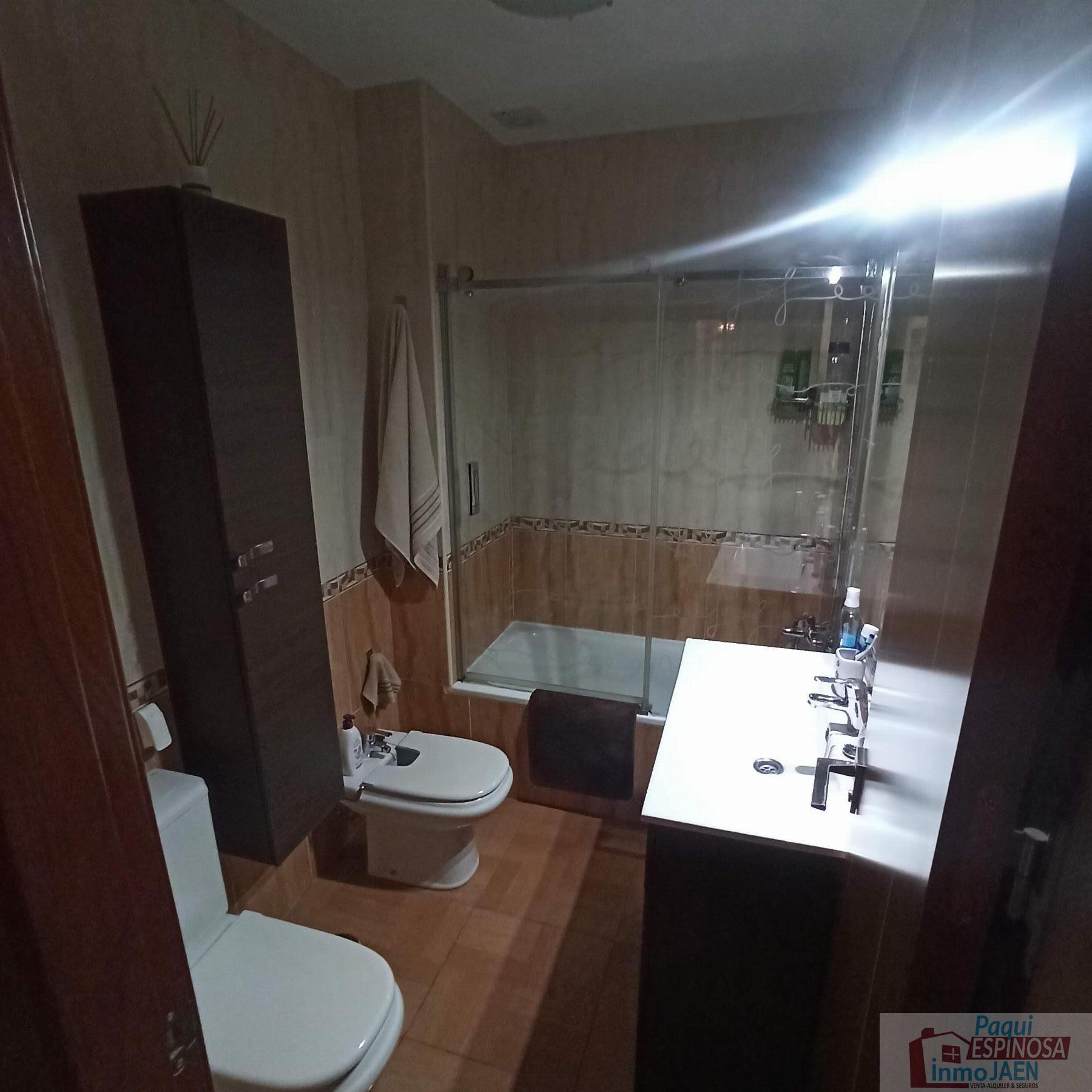 Venta de piso en Torredonjimeno