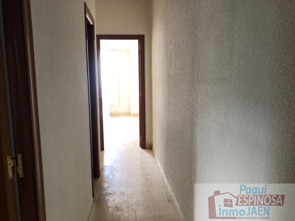 For sale of flat in Torredonjimeno