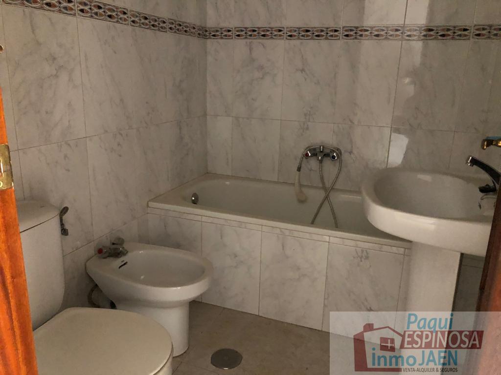 For sale of flat in Torredonjimeno