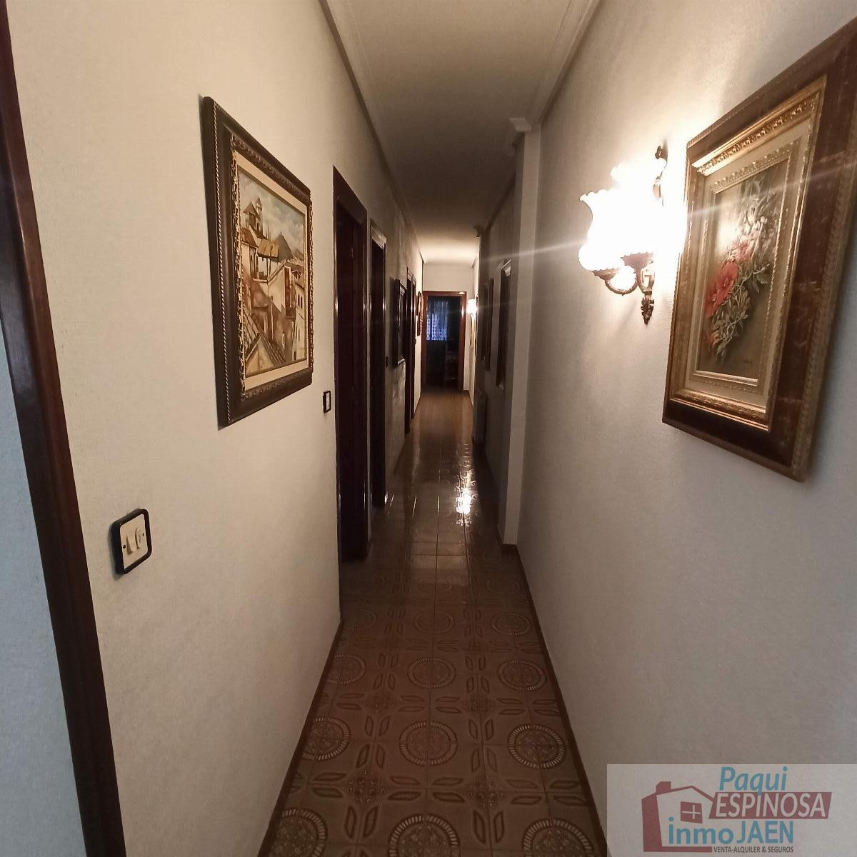 For sale of flat in Torredonjimeno