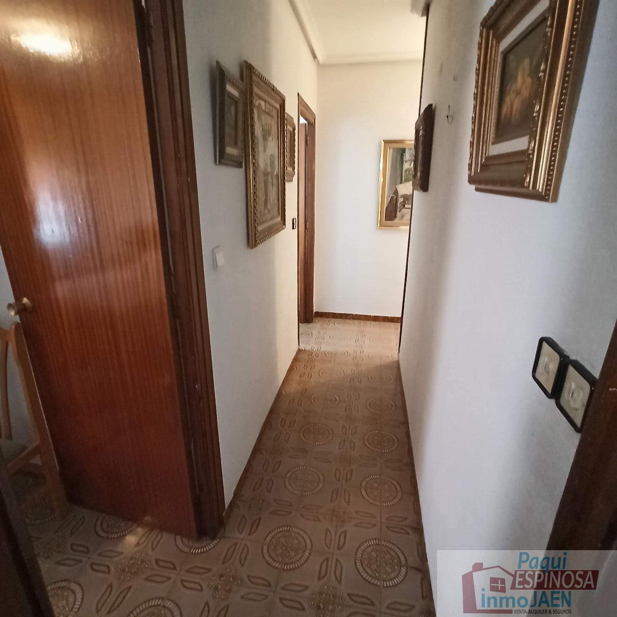 For sale of flat in Torredonjimeno